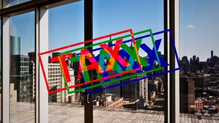 New York passes pied-à-terre tax on luxury 2nd homes
