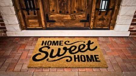 Fathom to agents: Beyond deal means income between deals