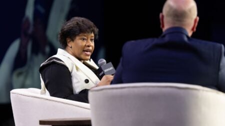 NAR CEO jabs at media 'clickbait' during strategic plan update