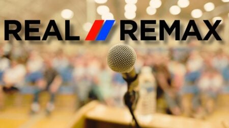 Real REMAX town hall