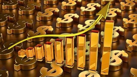 Money sings under an upward trending chart to represent independent brokerage growth.
