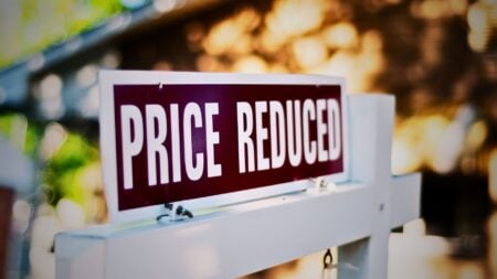 Homesellers slash prices at highest September rate in years